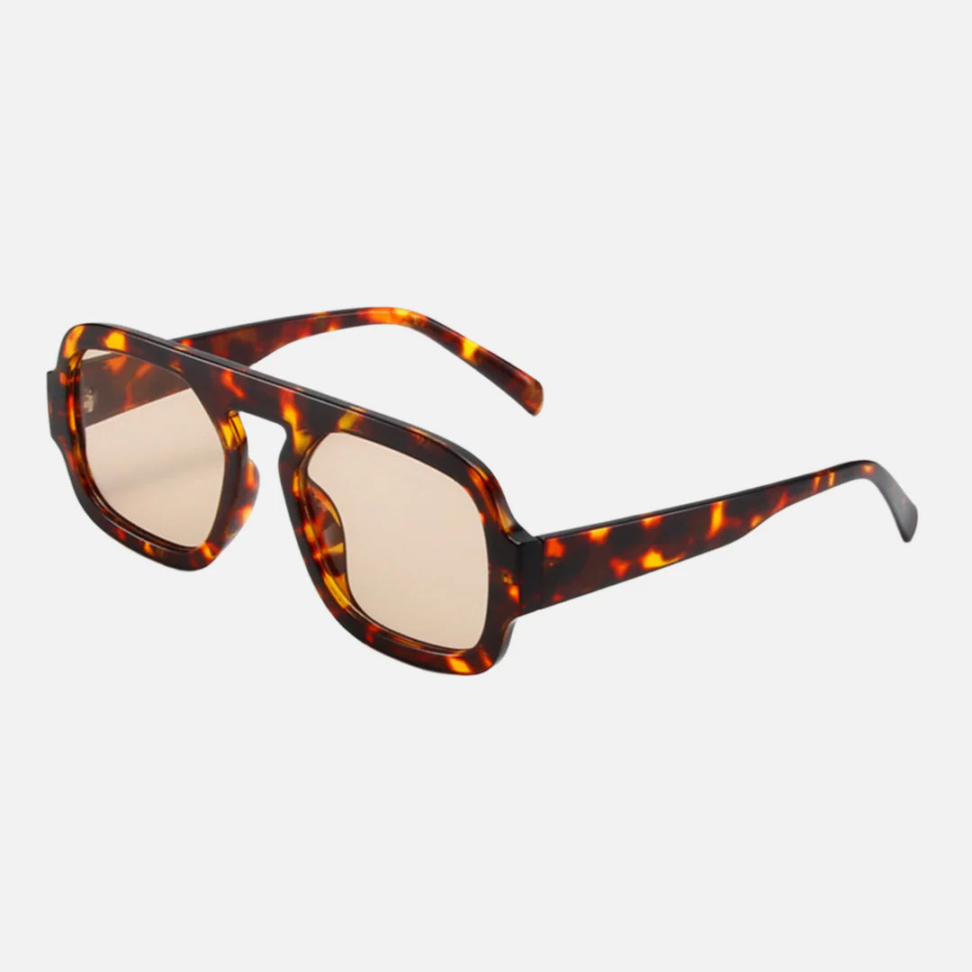 BEYOND STRANGER GIGI SUNGLASSES