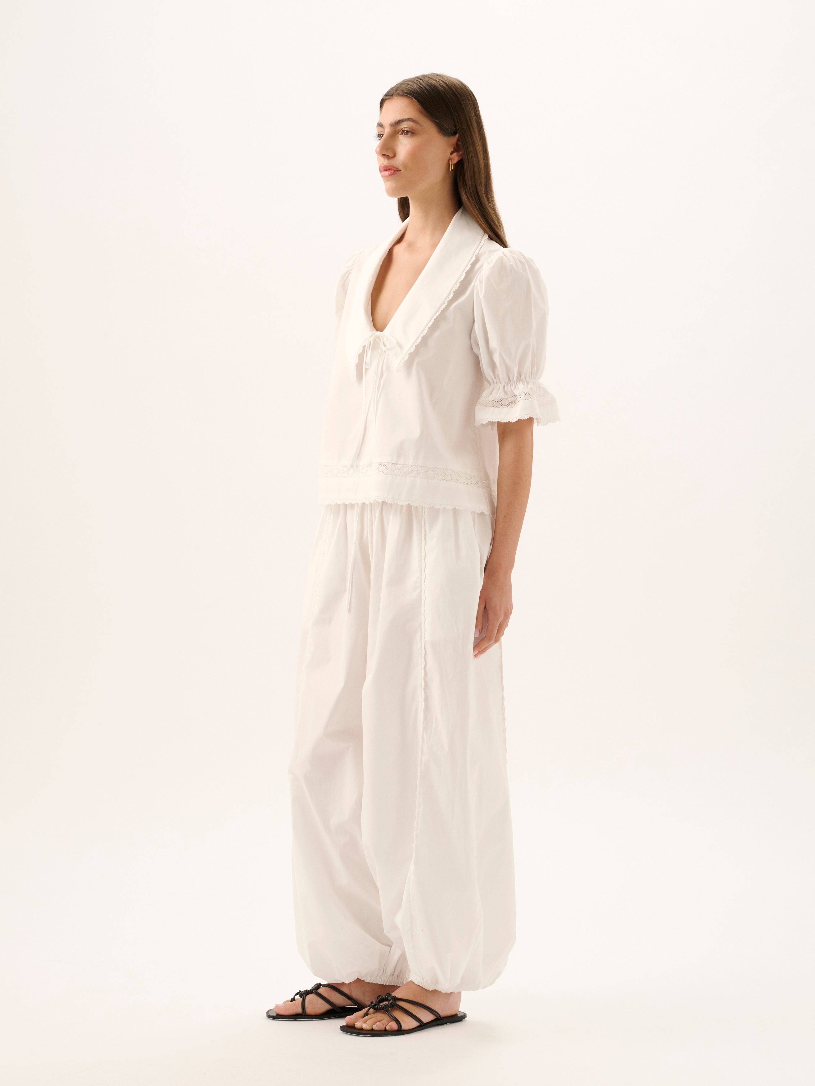 MAISIE PANT | WHITE